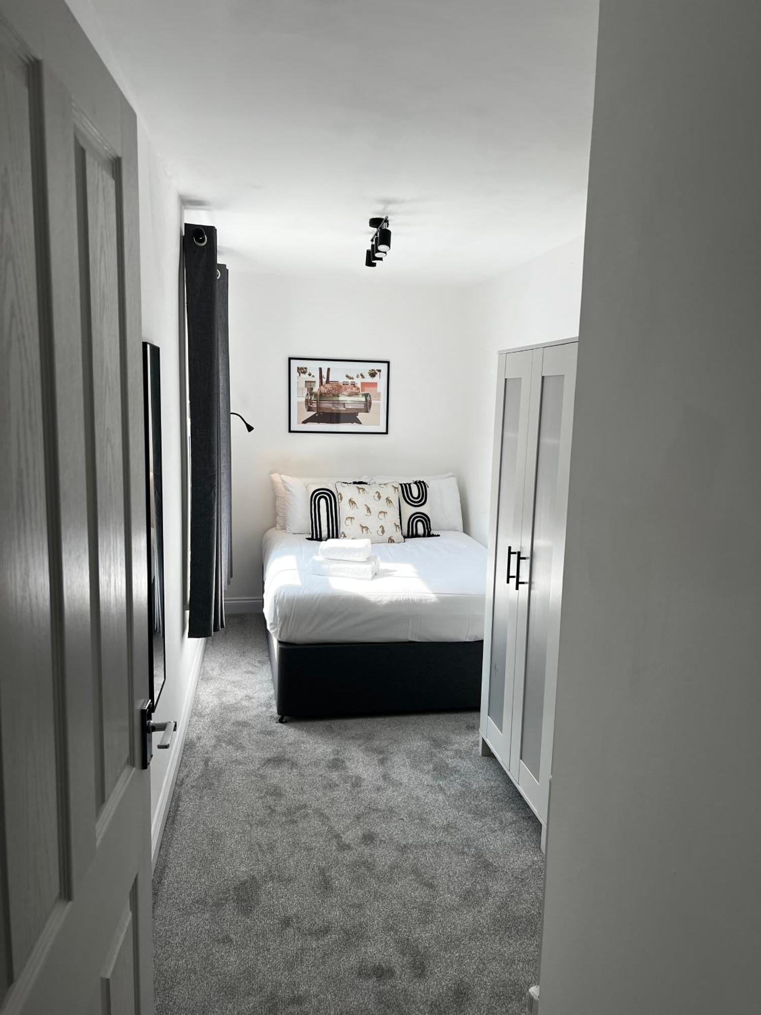 Central Chic 3 Bed, Great Location Winchester Buitenkant foto